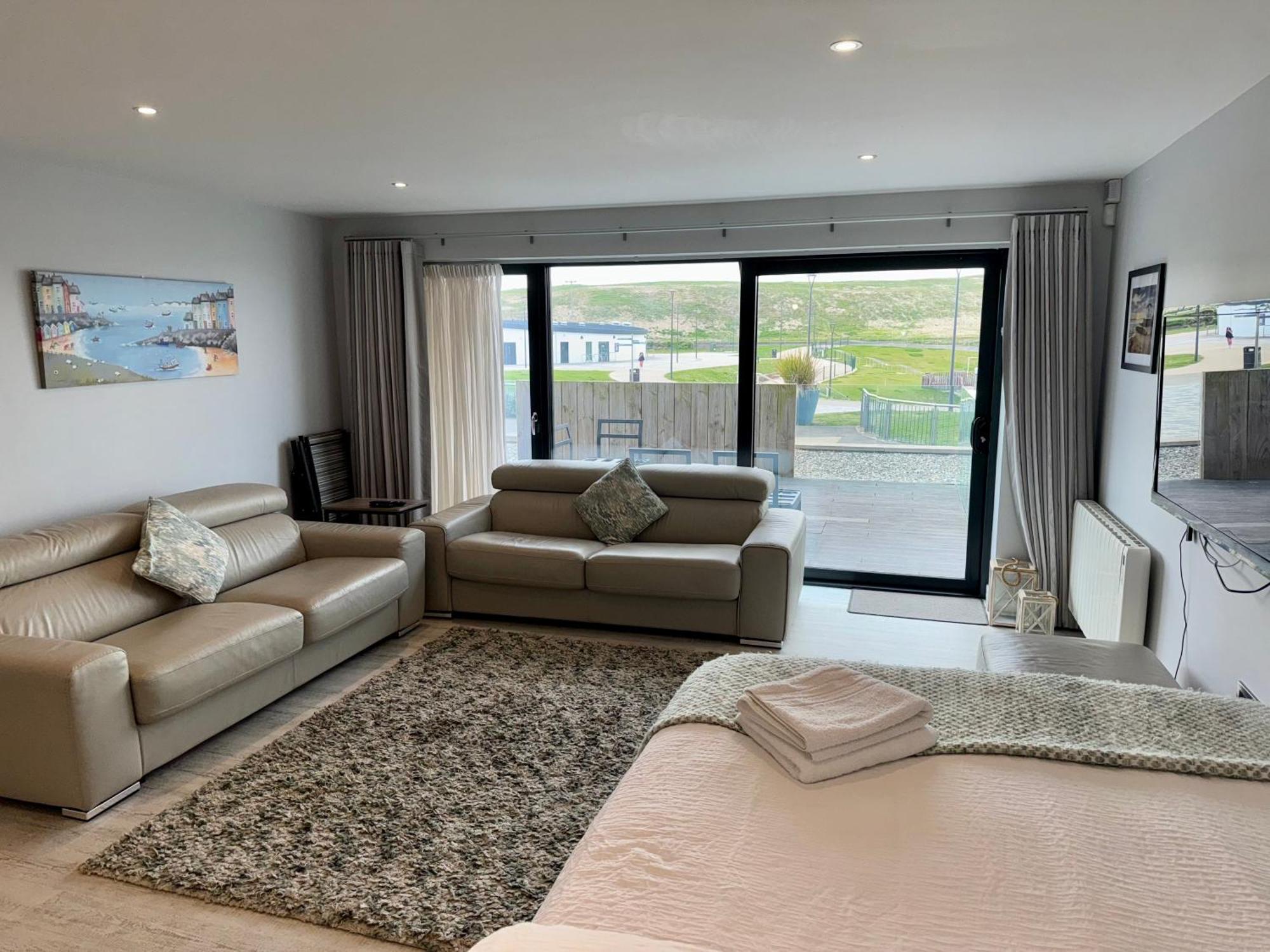 The North Cove, 20M To The Sea, Modern Studio Apartment Portrush Dış mekan fotoğraf
