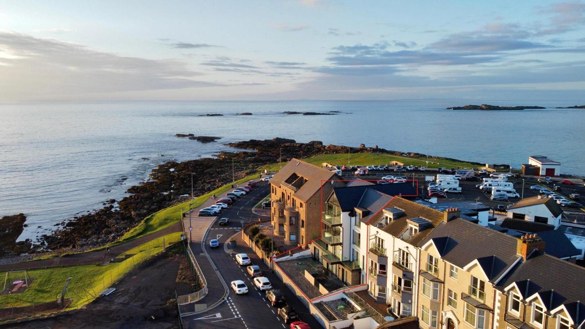 The North Cove, 20M To The Sea, Modern Studio Apartment Portrush Dış mekan fotoğraf